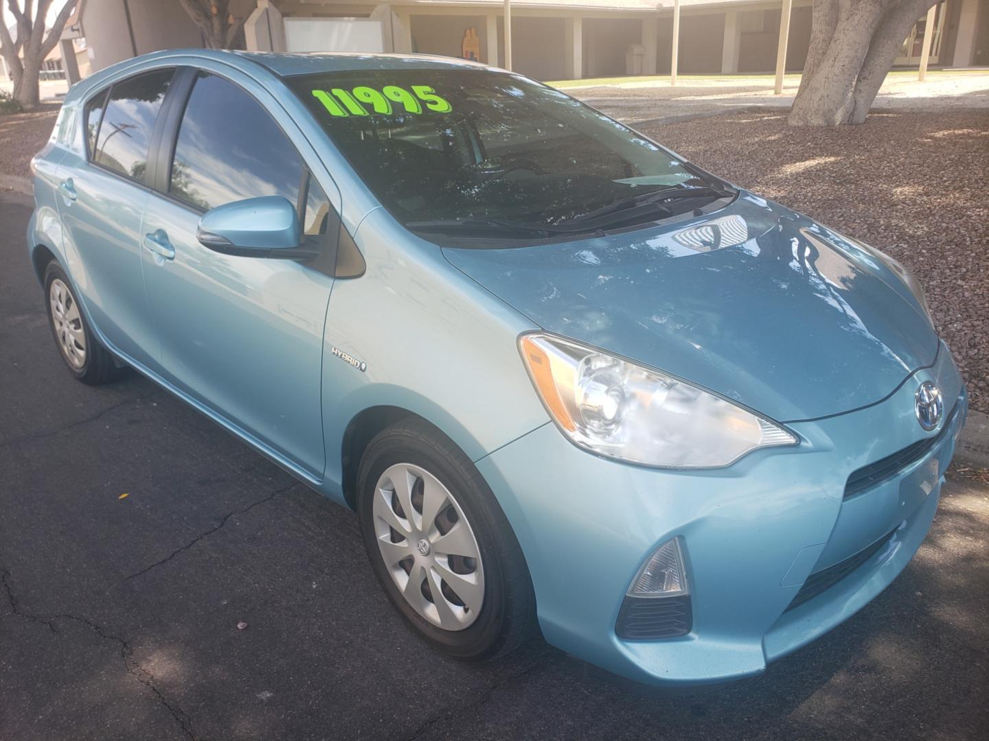 2013 Toyota Prius c C (JTDKDTB36D1) with an 1.5L L4 16V DOHC TURBO engine, Continuously Variable Transmission transmission, located at 323 E Dunlap Ave., Phoenix, AZ, 85020, (602) 331-9000, 33.567677, -112.069000 - 2013 Toyota Prius C,..... EXCELLENT condition, A Real Must See!!.... No accidents, Power everything, Ice cold ac, Stereo/CD player, bluetooth, phone sync, Clean black and gray interior with gray cloth seats in near perfect condition, power windows, power door locks, clean Arizona title, Runs and Dri - Photo#2